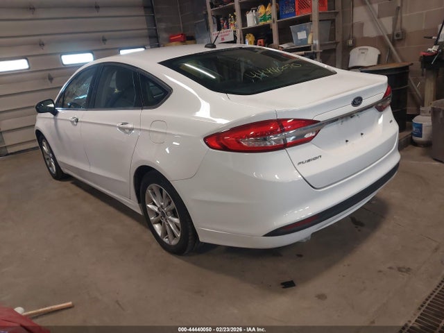 FORD FUSION SE - 3