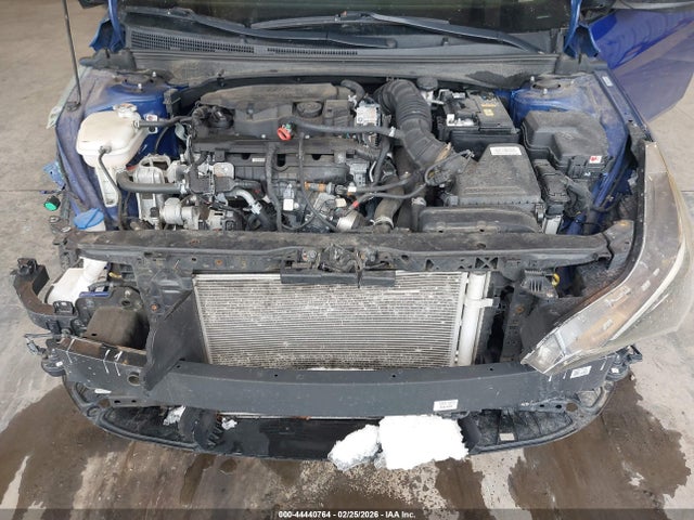 HYUNDAI ELANTRA - 10