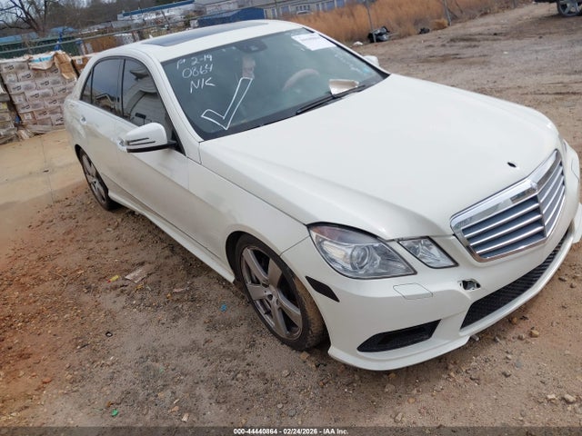 MERCEDES-BENZ E-CLASS - 1