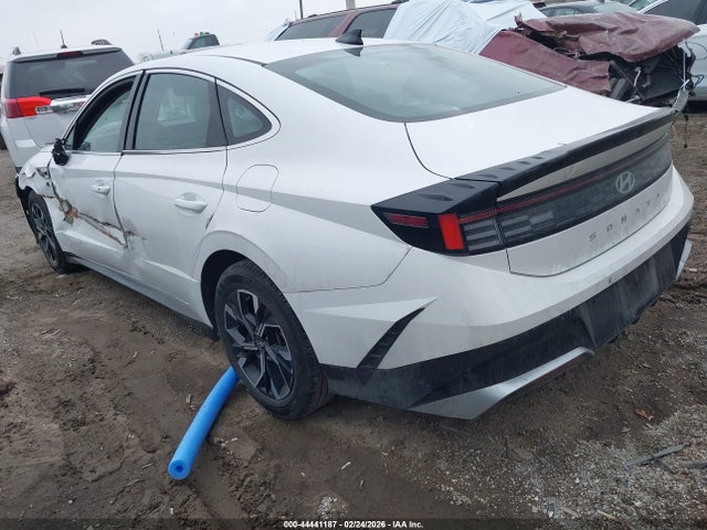 HYUNDAI SONATA SEL - 3