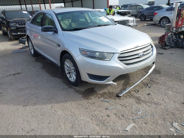 FORD TAURUS SE - 1