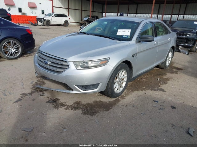 FORD TAURUS SE - 2