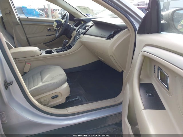 FORD TAURUS SE - 5