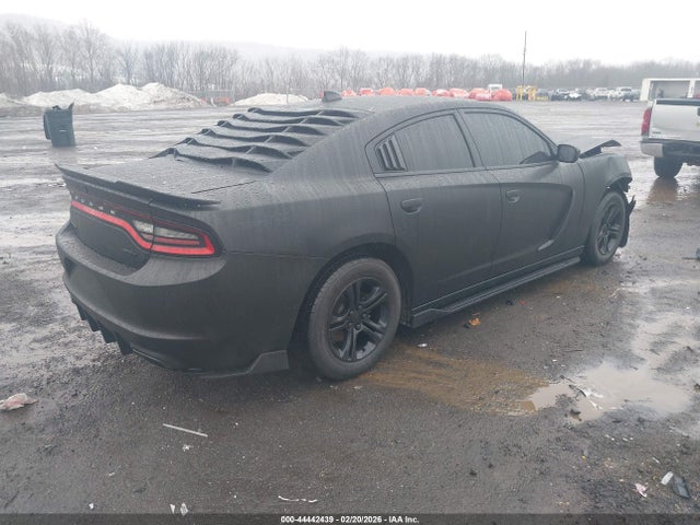 DODGE CHARGER SXT - 4