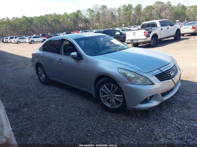2011 INFINITI G37 JOURNEY