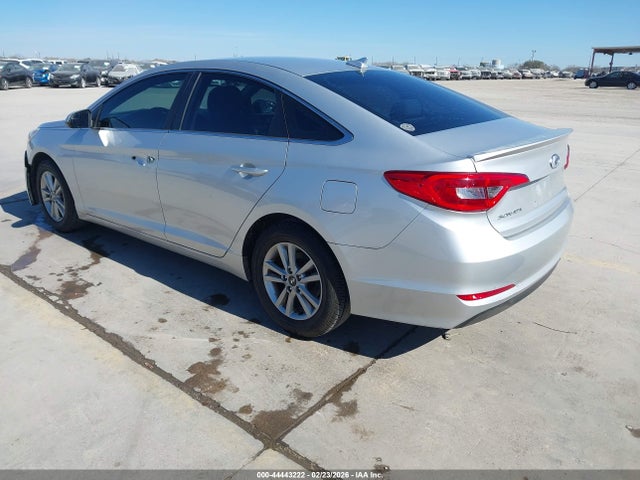 HYUNDAI SONATA SE - 3