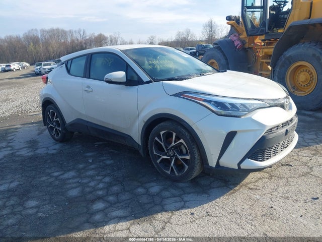 2021 TOYOTA C-HR XLE