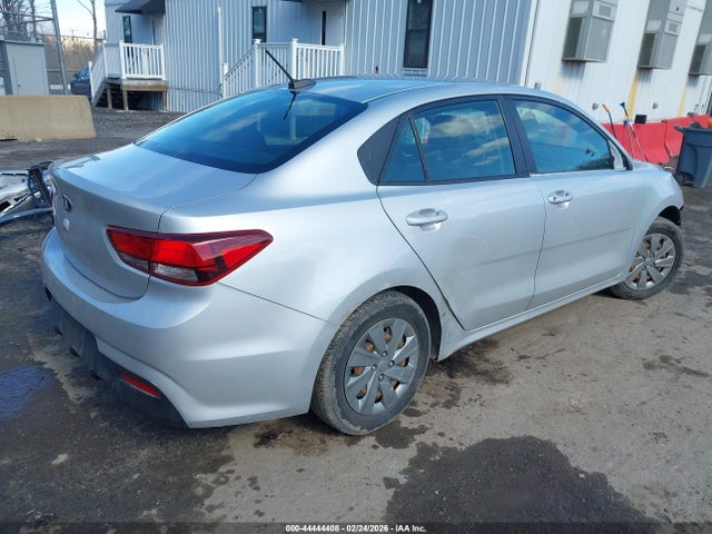 KIA RIO LX - 4