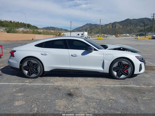2022 AUDI RS E-TRON GT QUATTRO 14