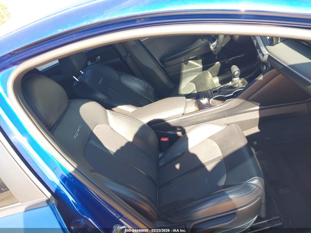 صورة 5 لـ 2021 KIA K5 GT-LINE