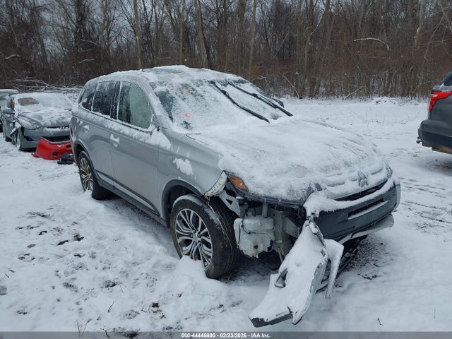2018 MITSUBISHI OUTLANDER SE