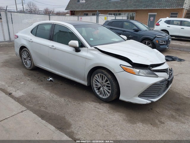 2018 TOYOTA CAMRY XLE