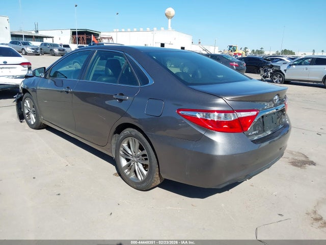 TOYOTA CAMRY - 3