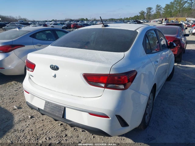 KIA RIO LX - 4