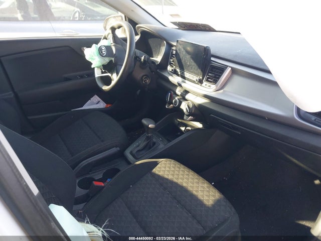 KIA RIO LX - 5