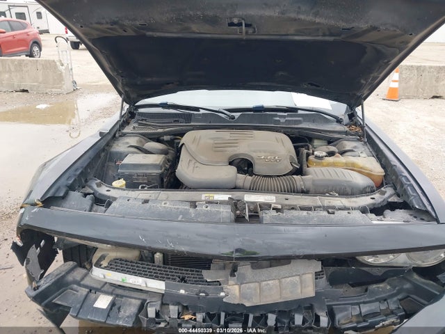 DODGE CHALLENGER SXT - 10