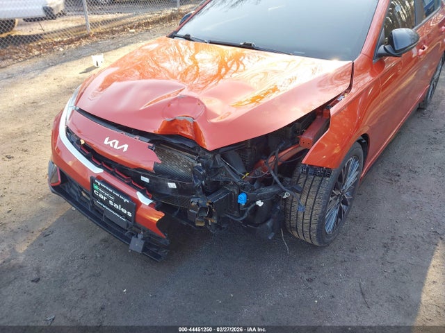 KIA FORTE GT-LINE - 6