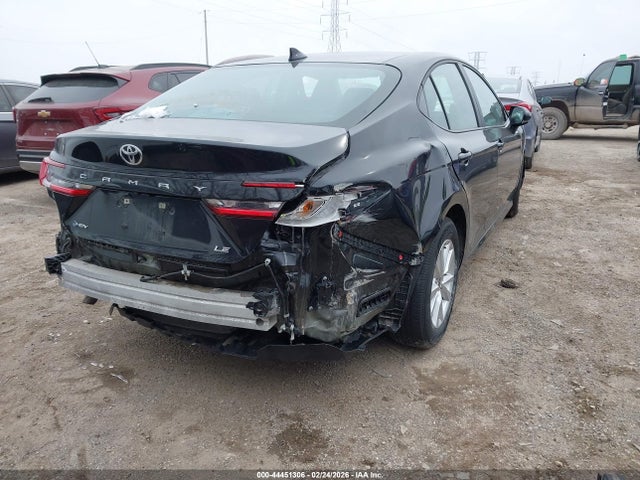 TOYOTA CAMRY - 4