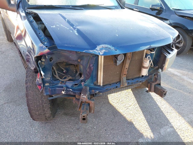 CHEVROLET COLORADO LS - 6