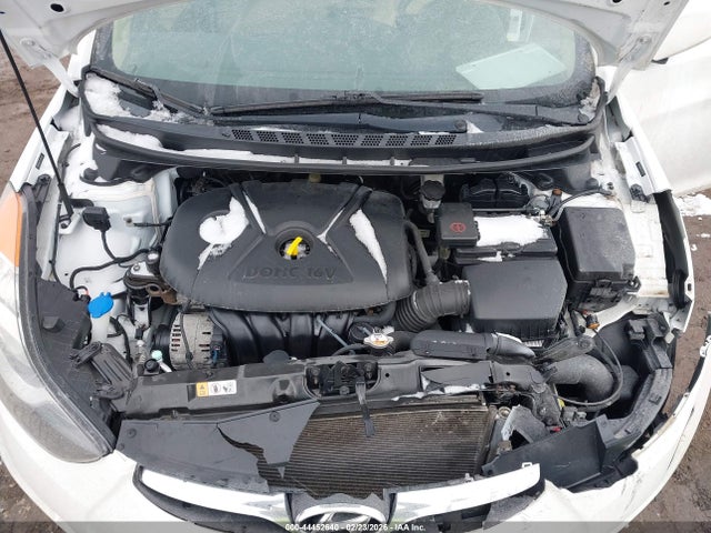 HYUNDAI ELANTRA GLS - 10