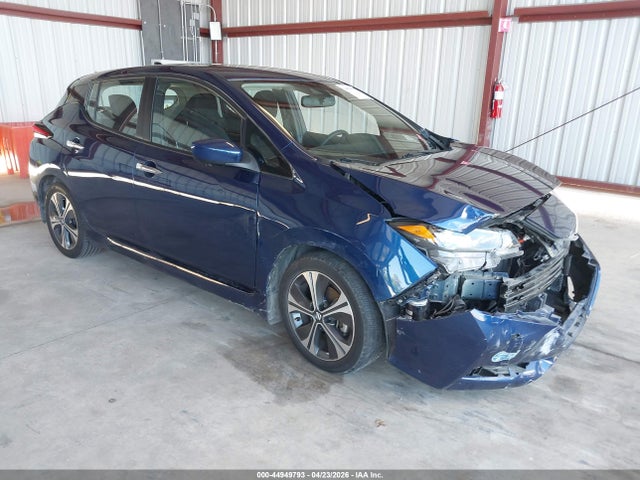 2021 NISSAN LEAF SV 40 KWH