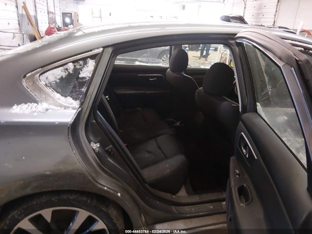 صورة 8 لـ 2016 Nissan ALTIMA 2.5 SR