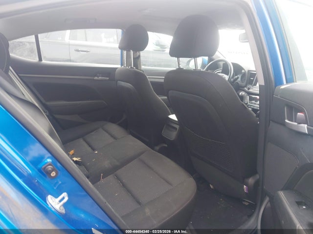 HYUNDAI ELANTRA VALUE EDITION - 8