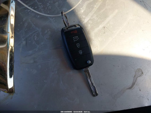 2015 KIA SOUL + 缩略图 11