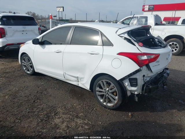 HYUNDAI ELANTRA GT - 3