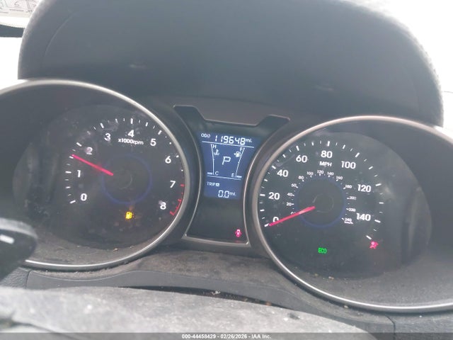 HYUNDAI VELOSTER BASE W/GRAY - 7