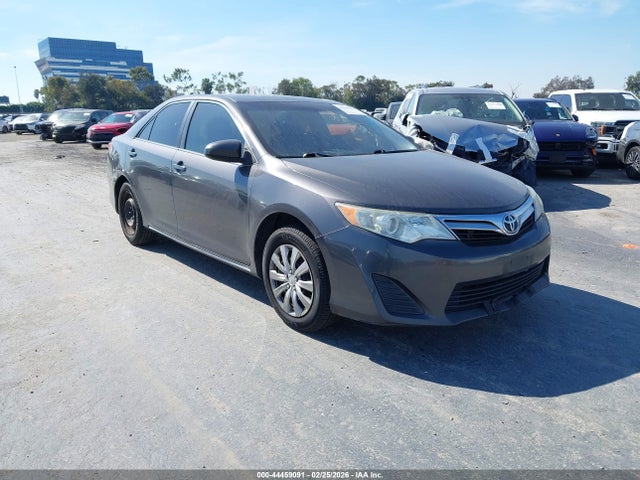2013 TOYOTA CAMRY LE