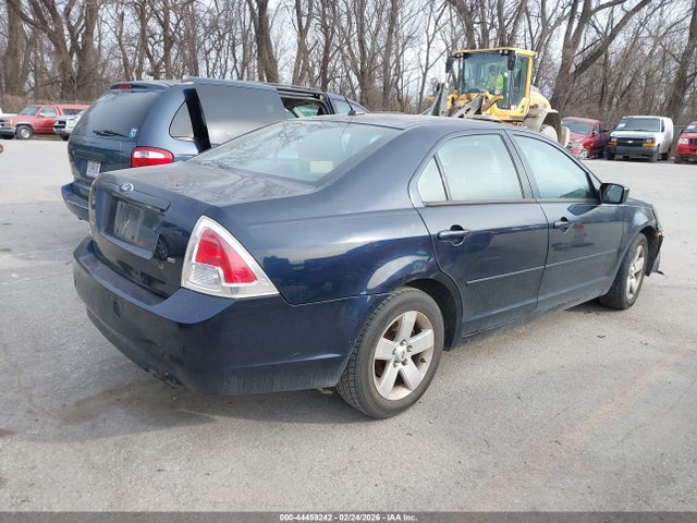 FORD FUSION SE - 4