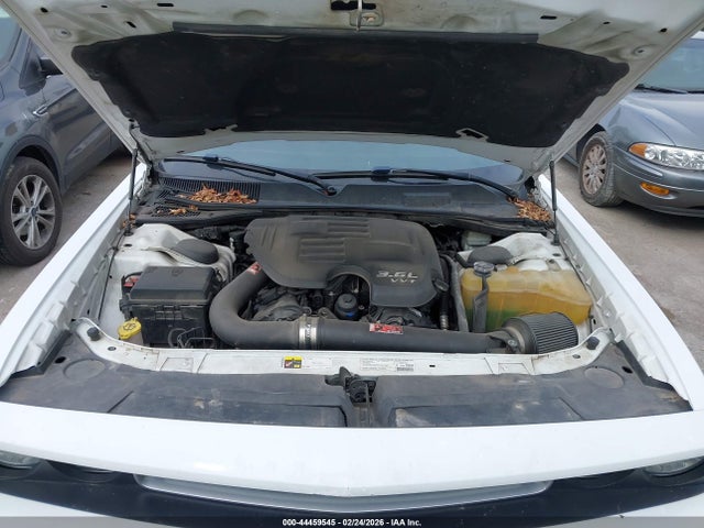 DODGE CHALLENGER SXT PLUS - 10