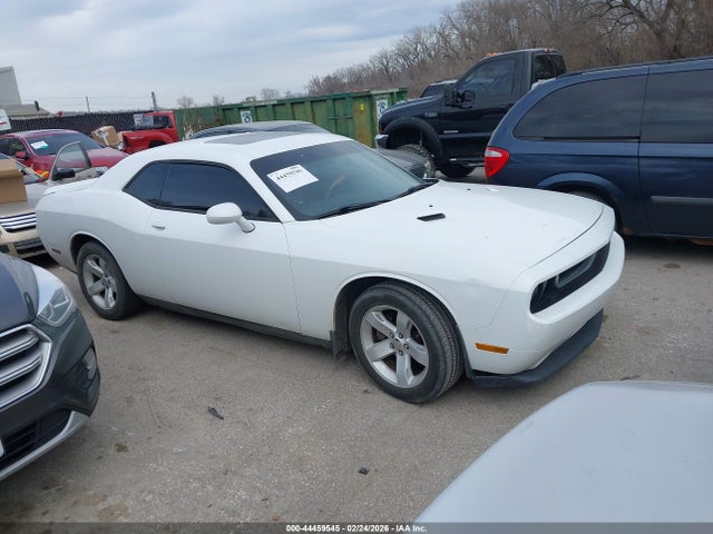 DODGE CHALLENGER SXT PLUS - 1