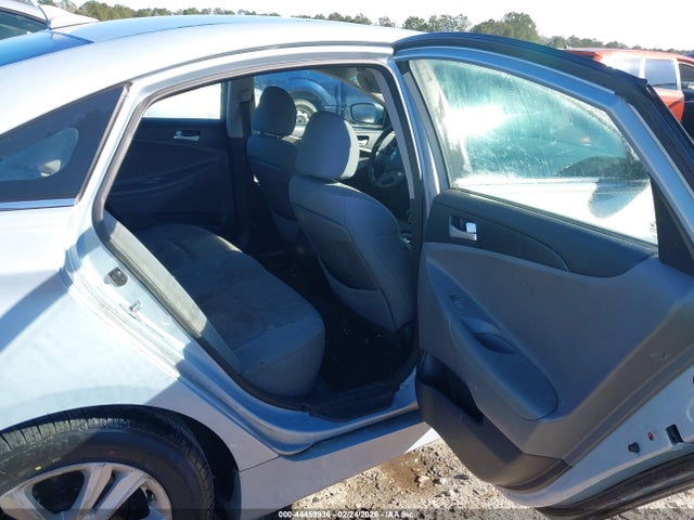 HYUNDAI SONATA GLS - 8