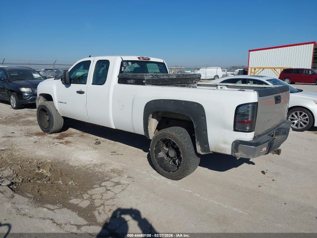 CHEVROLET SILVERADO 2500HD WORK TRUCK - 3