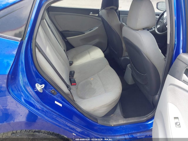 HYUNDAI ACCENT GLS - 8