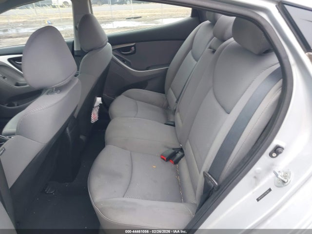 HYUNDAI ELANTRA GLS - 8