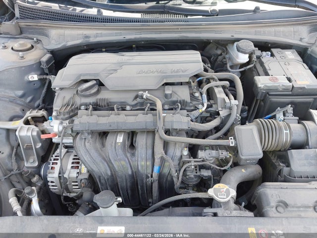 HYUNDAI ELANTRA - 10