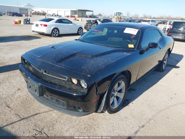 DODGE CHALLENGER SXT - 2