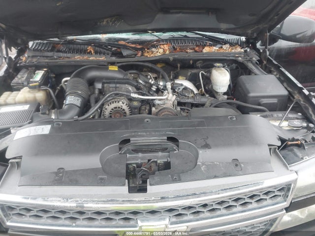 CHEVROLET SILVERADO - 10