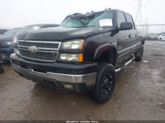 CHEVROLET SILVERADO - 2