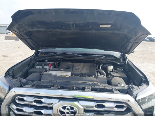 TOYOTA TUNDRA - 10