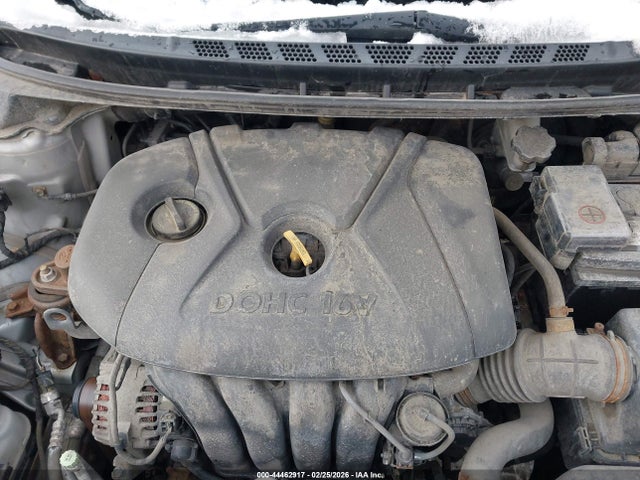 HYUNDAI ELANTRA GLS - 10