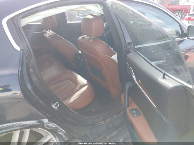 2015 Maserati Ghibli, VIN: ZAM57RTAXF1139268