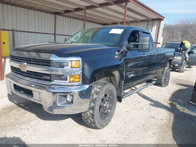 CHEVROLET SILVERADO 2500HD LT - 2