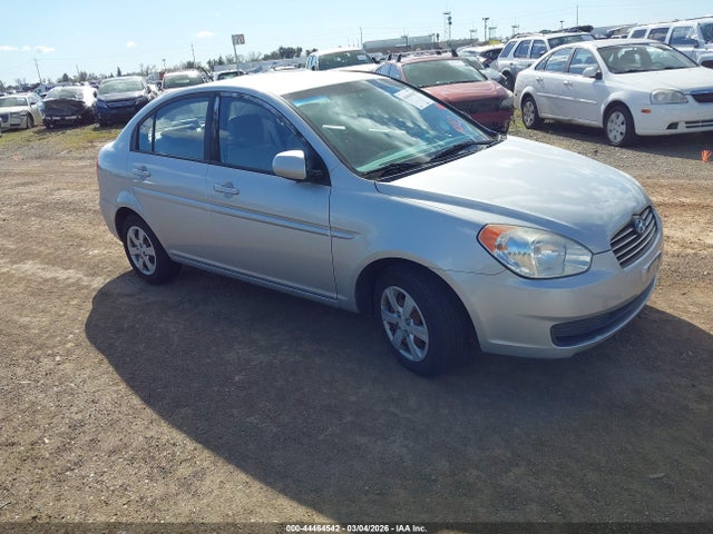 2010 HYUNDAI ACCENT GLS
