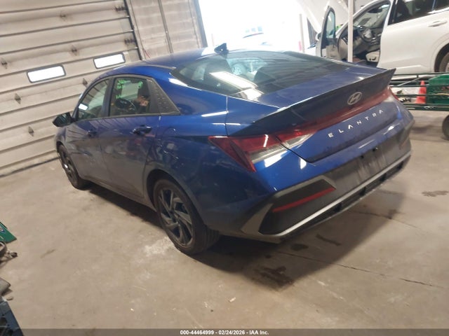 HYUNDAI ELANTRA SEL SPORT - 3