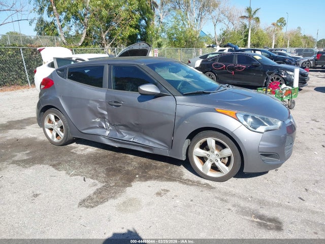 HYUNDAI VELOSTER BASE W/BLACK - 1