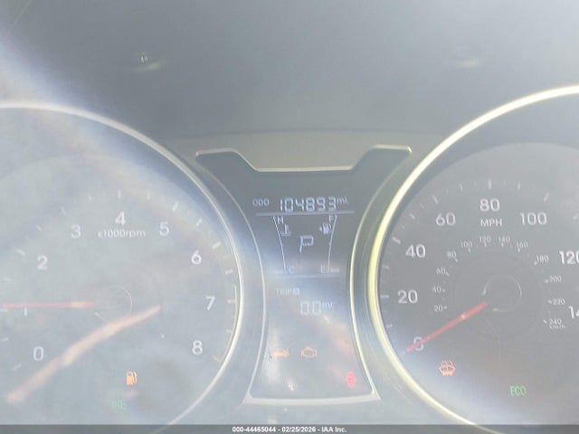 HYUNDAI VELOSTER BASE W/BLACK - 7